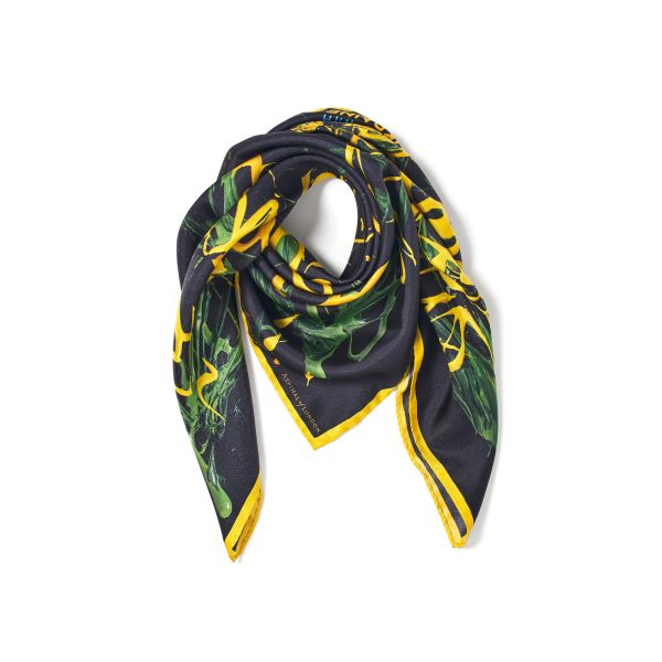 ЦВІТІННЯ В ТЕМРЯВІ